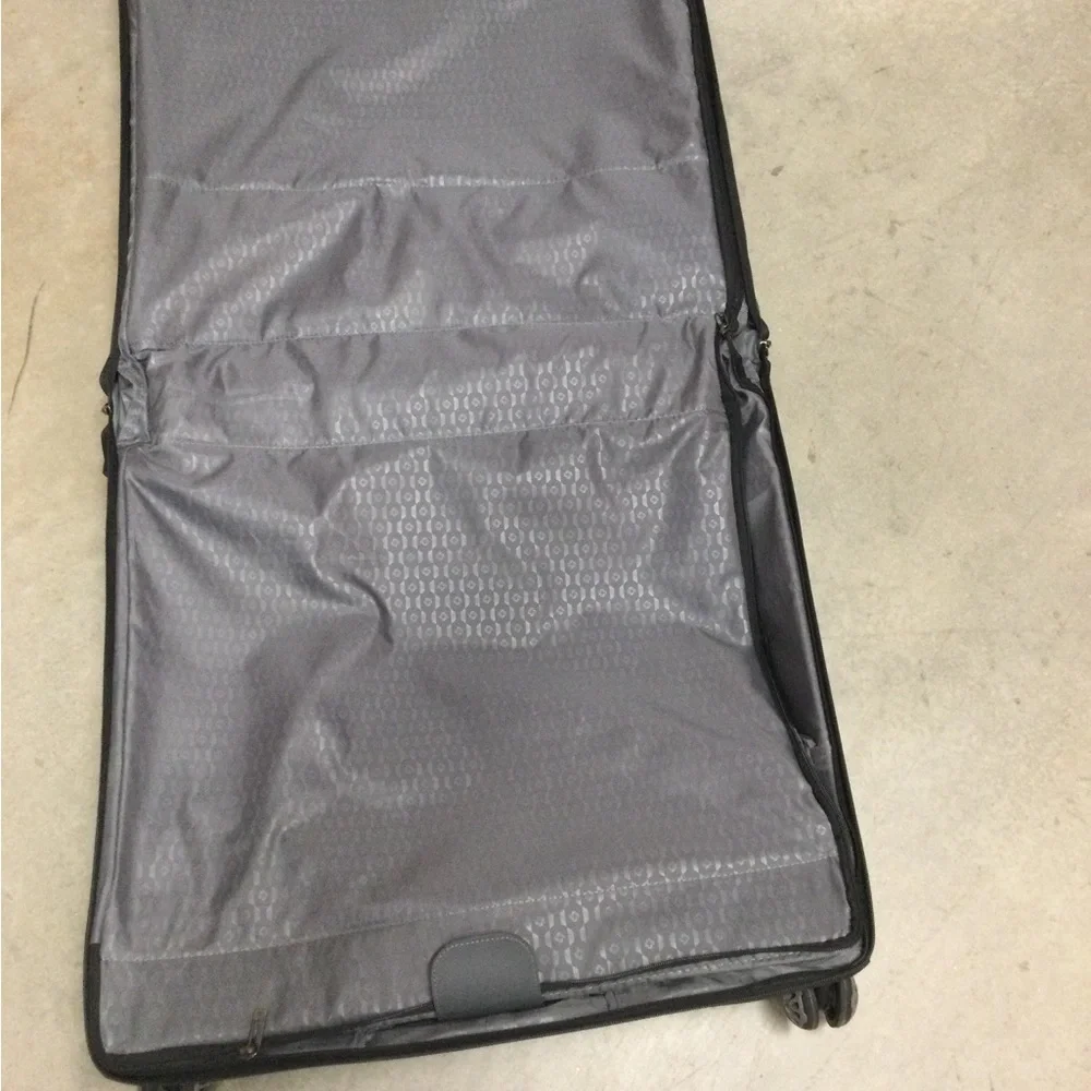 Men's Black Rolling Garment Bag - Professional Travel Luggage